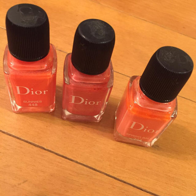 Dior(ディオール)のディオール★マニキュア3本セット コスメ/美容のネイル(マニキュア)の商品写真