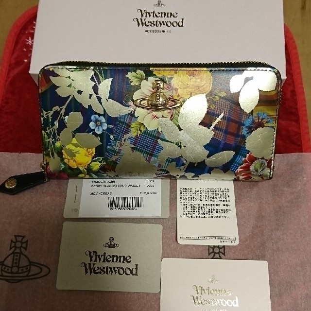 Vivienne Westwood(ヴィヴィアンウエストウッド)のyu～yu様8/23までご予約 春夏新作！ヴィヴィアンウエストウッド 長財布 レディースのファッション小物(財布)の商品写真