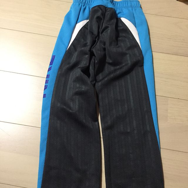 NIKE(ナイキ)の新品 ナイキ ジャージ 下 110 120 キッズ/ベビー/マタニティのキッズ服男の子用(90cm~)(パンツ/スパッツ)の商品写真