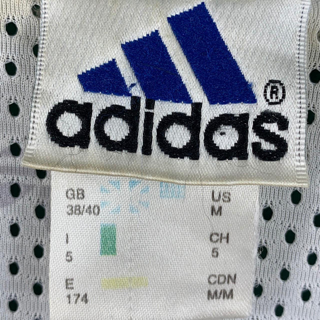 adidas(アディダス)のnarisaさん 専用 アディダス アームロゴ ゆるだぼ 90s ナイロン メンズのジャケット/アウター(ナイロンジャケット)の商品写真