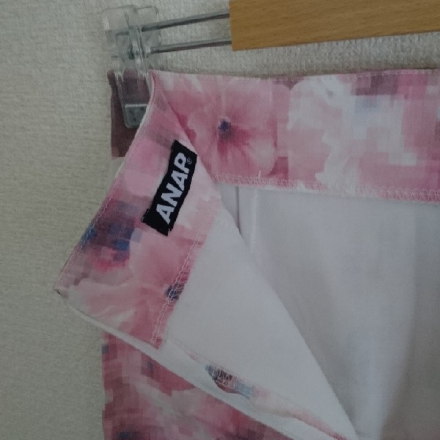 ANAP(アナップ)のアナップ 花柄 タイトスカート レディースのスカート(ミニスカート)の商品写真