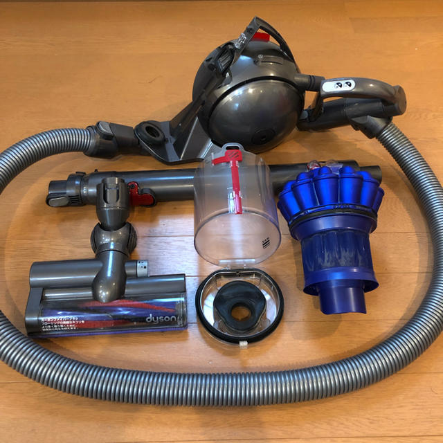 Dyson - ダイソンDC48ブルー カーボンファイバーブラ シキャニスター型掃除機☆美品☆の通販 by シオーン's shop｜ダイソンならラクマ