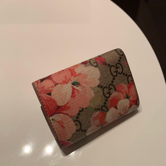 Gucci(グッチ)のGUCCI💐花柄 キーケース💗美品 レディースのファッション小物(キーケース)の商品写真