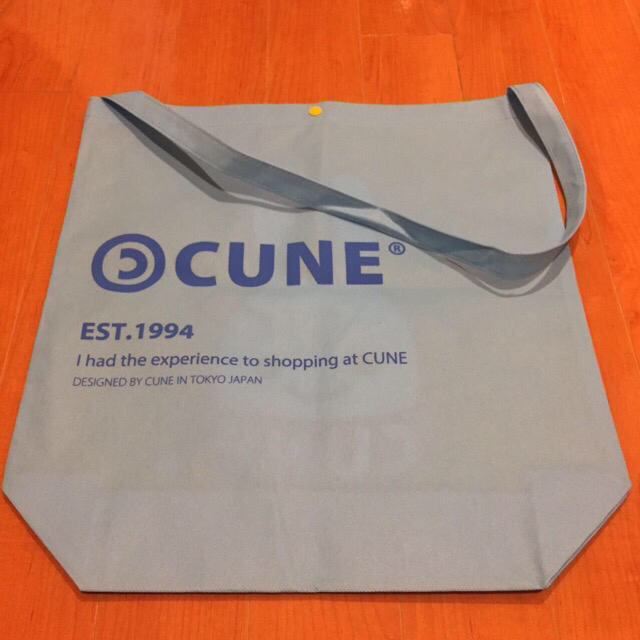 CUNE(キューン)のCUNE ショッピングバック&ビニル袋セット夏用 美品です メンズのバッグ(エコバッグ)の商品写真