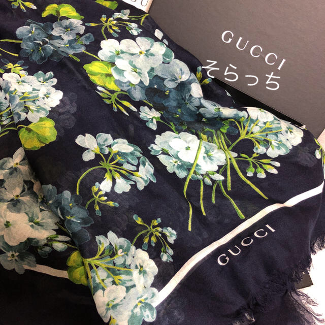 Gucci(グッチ)のサリー様専用 新品 グッチ ブルームス スカーフ レディースのファッション小物(バンダナ/スカーフ)の商品写真
