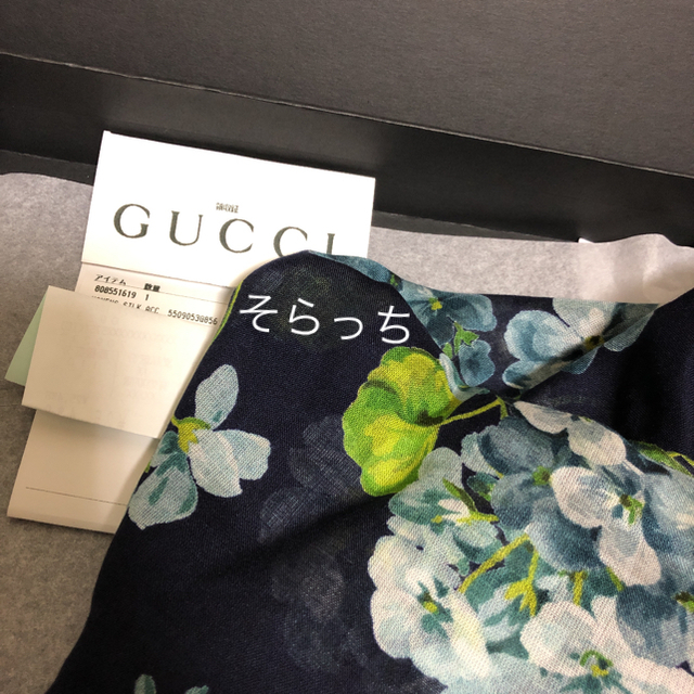 Gucci(グッチ)のサリー様専用 新品 グッチ ブルームス スカーフ レディースのファッション小物(バンダナ/スカーフ)の商品写真