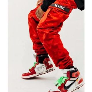 オフホワイト(OFF-WHITE)のM+RC NOIR(マルシェノア)ナイロンシャドーカモフラ柄カーゴパンツ(ワークパンツ/カーゴパンツ)