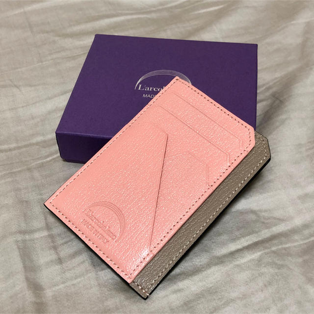 新品未使用 ラルコバレーノ スマートミニウォレット ベージュ/ピンク レディースのファッション小物(財布)の商品写真