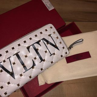 ヴァレンティノ(VALENTINO)のvalentino 長財布【最終値下げ】(財布)