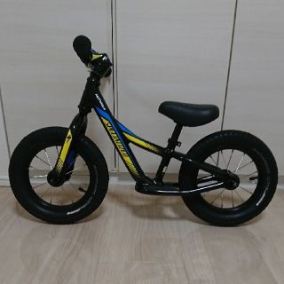 スペシャライズド(Specialized)のSpecialized HOTWALK 12(自転車本体)