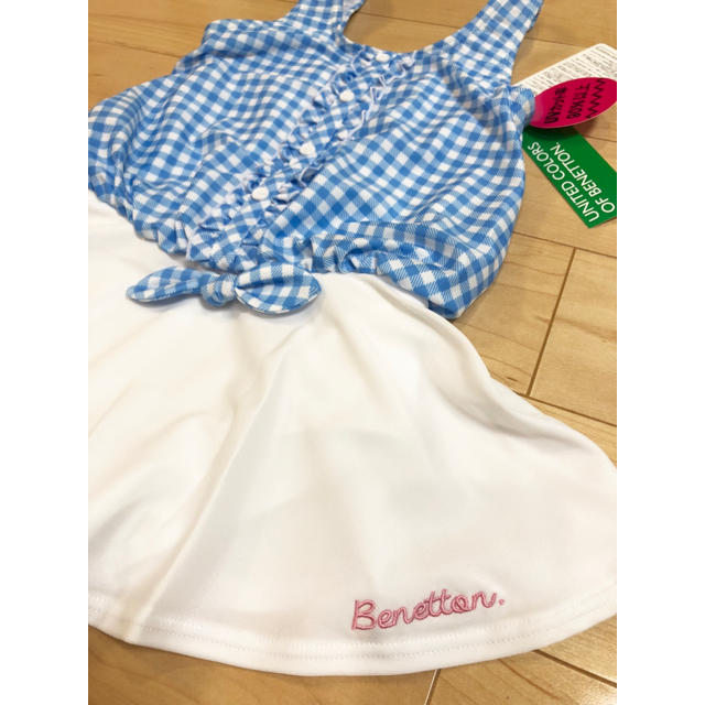 BENETTON(ベネトン)のベネトン 130cm Aラインワンピース水着 キッズ ☆新品未使用 キッズ/ベビー/マタニティのキッズ服女の子用(90cm~)(水着)の商品写真