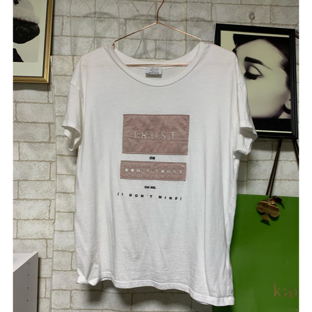 ZARA(ザラ)の大量出品  ZARA  ロゴTシャツ レディースのトップス(Tシャツ(半袖/袖なし))の商品写真