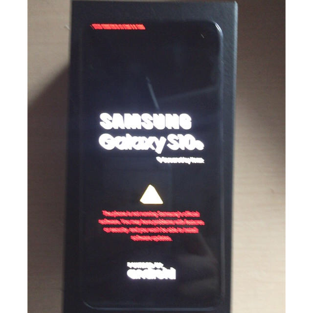 Galaxy(ギャラクシー)の【訳あり】Galaxy s10e スマホ/家電/カメラのスマートフォン/携帯電話(スマートフォン本体)の商品写真