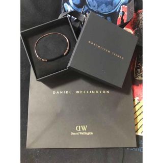 ダニエルウェリントン(Daniel Wellington)の（箱付き）DWダニエルウェリントンバングルシルバーS(ブレスレット/バングル)