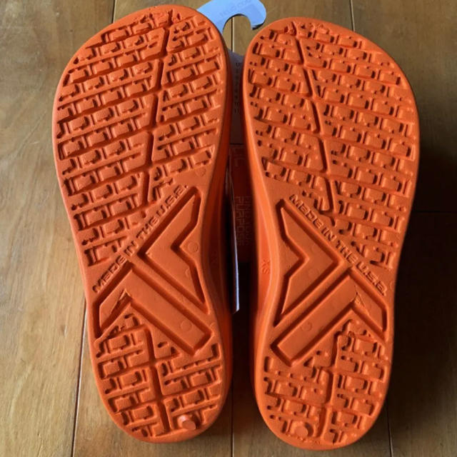 BIRKENSTOCK(ビルケンシュトック)の☆新品 TELIC テリックサンダル XS 24㎝ オレンジ リストバンド付き レディースの靴/シューズ(サンダル)の商品写真