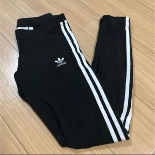 アディダス(adidas)の新品 adidas ライン入りパンツ(カジュアルパンツ)