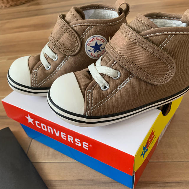 CONVERSE(コンバース)のコンバース ベビー ブラウン 14センチ キッズ/ベビー/マタニティのベビー靴/シューズ(~14cm)(スニーカー)の商品写真