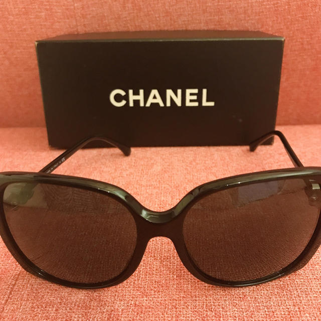 CHANEL(シャネル)のCHANEL サングラス レディースのファッション小物(サングラス/メガネ)の商品写真