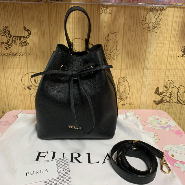 Furla(フルラ)のフルラ  新品 人気 ステイシー 巾着 2wayショルダーバック BLACK レディースのバッグ(ショルダーバッグ)の商品写真