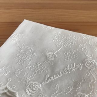 ローラアシュレイ(LAURA ASHLEY)のブライダルハンカチ＊ローラアシュレイ(ハンカチ)