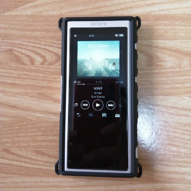 【送料無料】 SONY - shoheifreeNW-ZX300 写真のカバー付き ポータブルプレーヤー