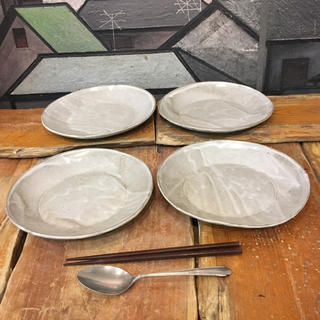 新品 陶器 陶芸作家 人気の22cmプレート皿4枚A(食器)