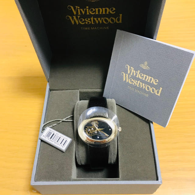 Vivienne Westwood(ヴィヴィアンウエストウッド)の【新品未使用】Vivienne Westwood ブラック&ゴールド オーブ レディースのファッション小物(腕時計)の商品写真