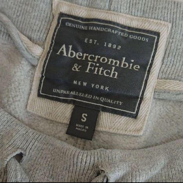 Abercrombie&Fitch(アバクロンビーアンドフィッチ)のアバクロ ライン入ショーツ メンズのパンツ(ショートパンツ)の商品写真
