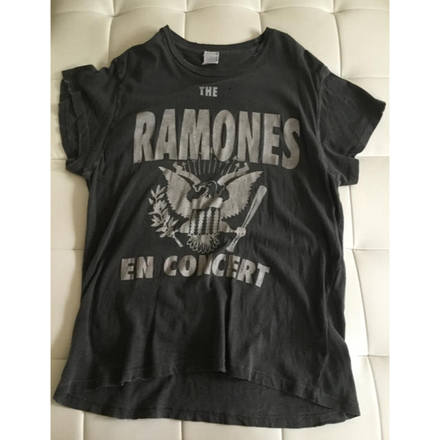 L'Appartement DEUXIEME CLASSE(アパルトモンドゥーズィエムクラス)のMADE WORN THE RAMONSEN CONCERT PRINT T レディースのトップス(Tシャツ(半袖/袖なし))の商品写真