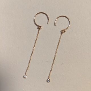 ココシュニック(COCOSHNIK)の【気まぐれ値下げ】ココシュニック ダイヤチェーンフックピアス 10K(ピアス)