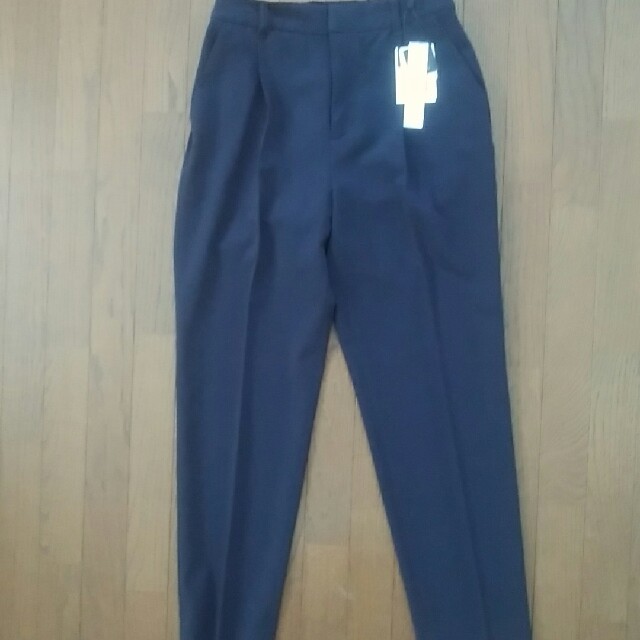 INDIVI - INDIVI　テッパードパンツ新品