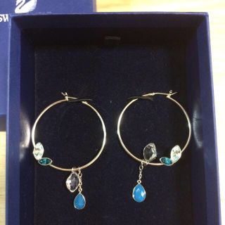 スワロフスキー(SWAROVSKI)のSWAROVSKI 正規品ピアス♡(ピアス)