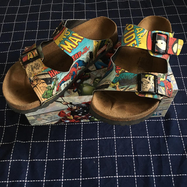 BIRKENSTOCK(ビルケンシュトック)のビルケンXアベンジャーズ！値下げしました！ メンズの靴/シューズ(サンダル)の商品写真