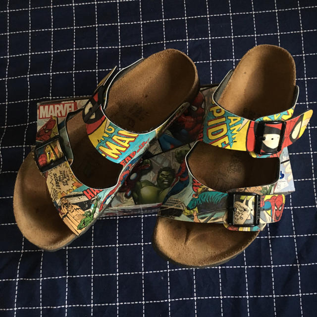 BIRKENSTOCK(ビルケンシュトック)のビルケンXアベンジャーズ！値下げしました！ メンズの靴/シューズ(サンダル)の商品写真