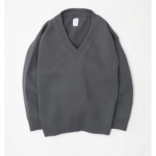 サンシー(SUNSEA)のPOLYESTR OVERSIZED DEEP V-NECK SWEATER(ニット/セーター)