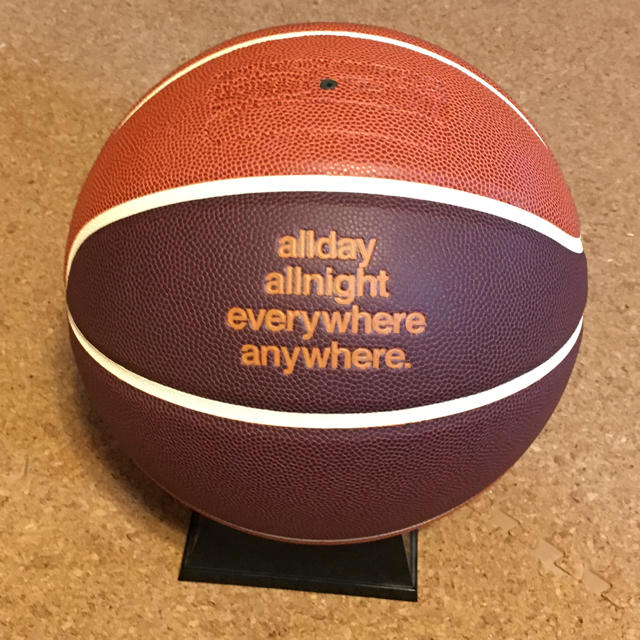 希少品 ballaholic x TACHIKARA ボール 未使用 スポーツ/アウトドアのスポーツ/アウトドア その他(バスケットボール)の商品写真