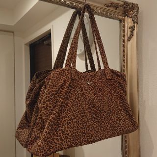 ボッテガヴェネタ(Bottega Veneta)のボッテガ・ヴェネタ ナイロン トート ヒョウ柄 軽量 バッグ(トートバッグ)