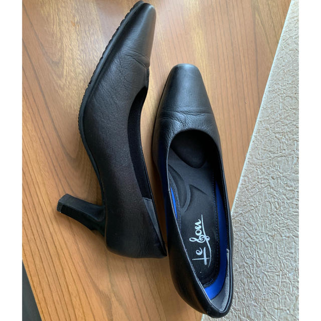 黒パンプス22.5cm レディースの靴/シューズ(ハイヒール/パンプス)の商品写真