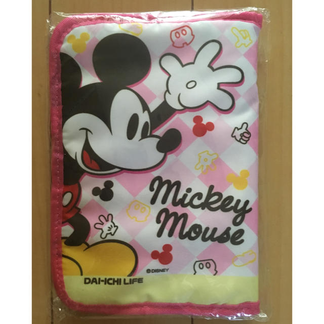 Disney(ディズニー)のディズニー ミッキー 手帳カードケース キッズ/ベビー/マタニティのマタニティ(母子手帳ケース)の商品写真