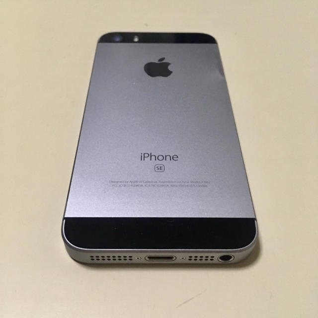 新品  iphone se 64GB simフリー