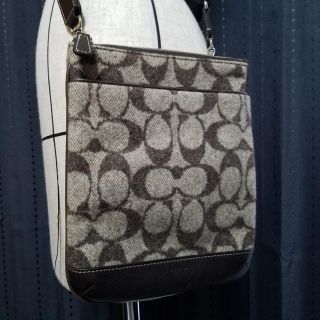 コーチ(COACH)のCOACH コーチ ミニショルダーバッグ シグネチャー ウール 156(ショルダーバッグ)