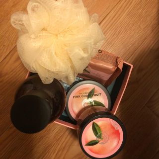 ザボディショップ(THE BODY SHOP)の【新品】THE BODY SHOP 詰合せ セット(ボディローション/ミルク)