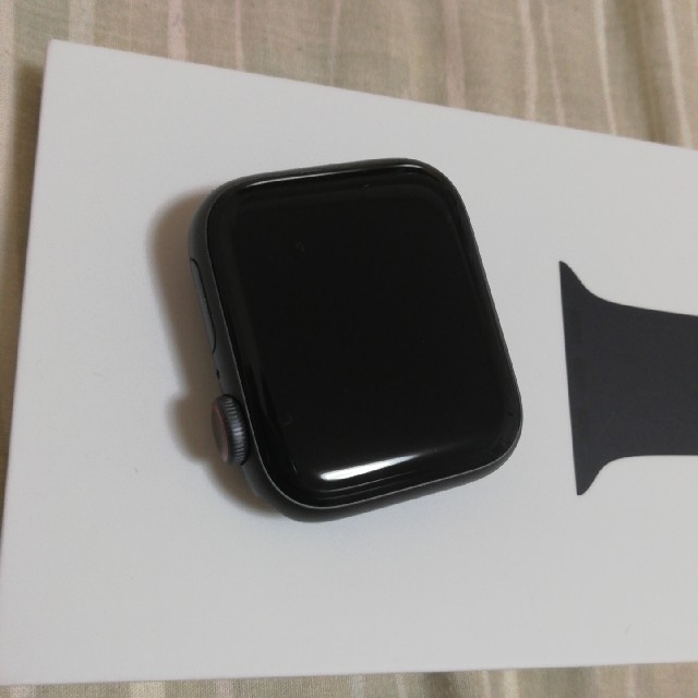 apple  watch series 4 40mm gps＋cel時計