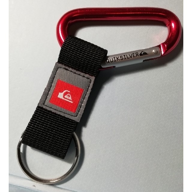 QUIKSILVER(クイックシルバー)のクイックシルバー　カラビナ付きキーホルダー　【新品未使用】送料込みです メンズのファッション小物(キーホルダー)の商品写真