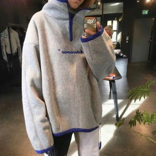 メゾンキツネ(MAISON KITSUNE')の新品未使用 アーダーエラー  フリース (スウェット)