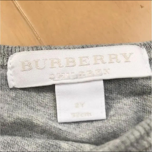 BURBERRY(バーバリー)のお品切れ　美品 バーバリー チルドレン Tシャツ チェック 2y 92cm キッズ/ベビー/マタニティのキッズ服男の子用(90cm~)(Tシャツ/カットソー)の商品写真