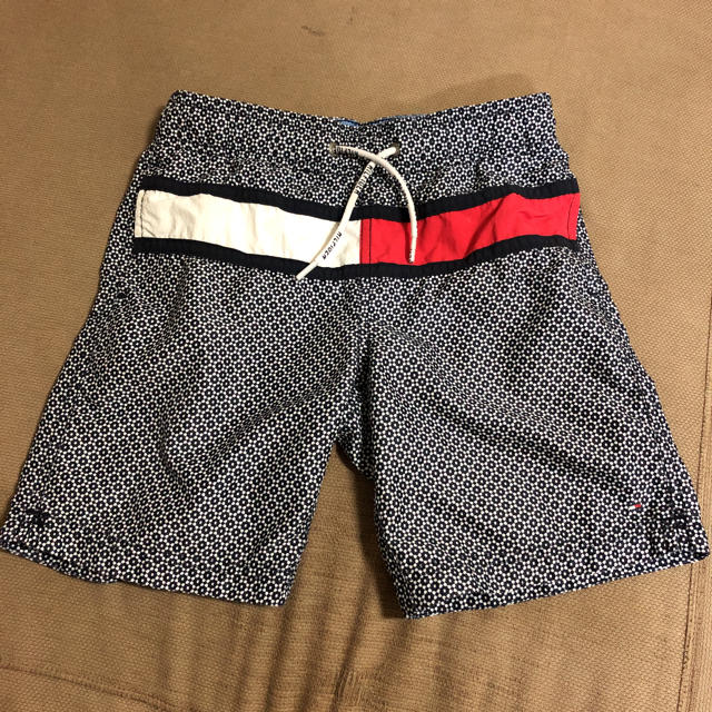 TOMMY HILFIGER(トミーヒルフィガー)のトミー フィルフィガー 140 水着 キッズ/ベビー/マタニティのキッズ服男の子用(90cm~)(水着)の商品写真