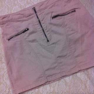 エイチアンドエム(H&M)の淡pinkのタイトスカート○.＊(ミニスカート)