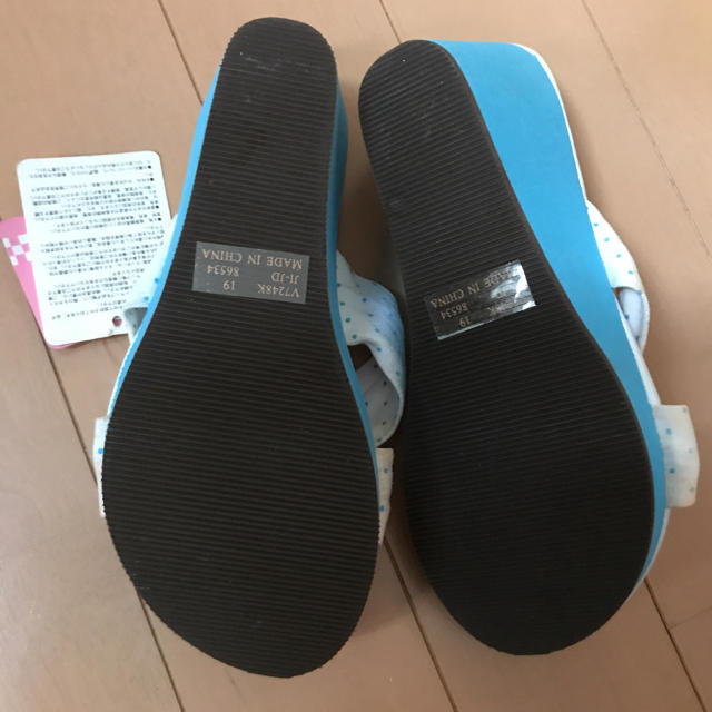 VANS(ヴァンズ)のVANS☆☆サンダル☆17cm〜18cm☆女の子☆バンズ☆キッズ☆子供☆ミュール キッズ/ベビー/マタニティのキッズ靴/シューズ(15cm~)(サンダル)の商品写真