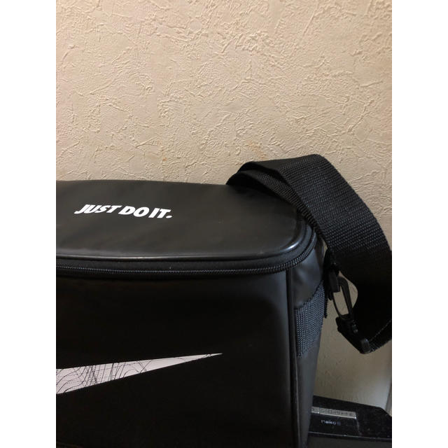 Nike Nike サーモス新品クーラーボックス保冷バッグ5ℓサッカーの通販 By キキキ S Shop ナイキならラクマ Nike Nike サーモス新品クーラーボックス保冷バッグ5ℓサッカーの通販 By キキキ S Shop ナイキならラクマ
